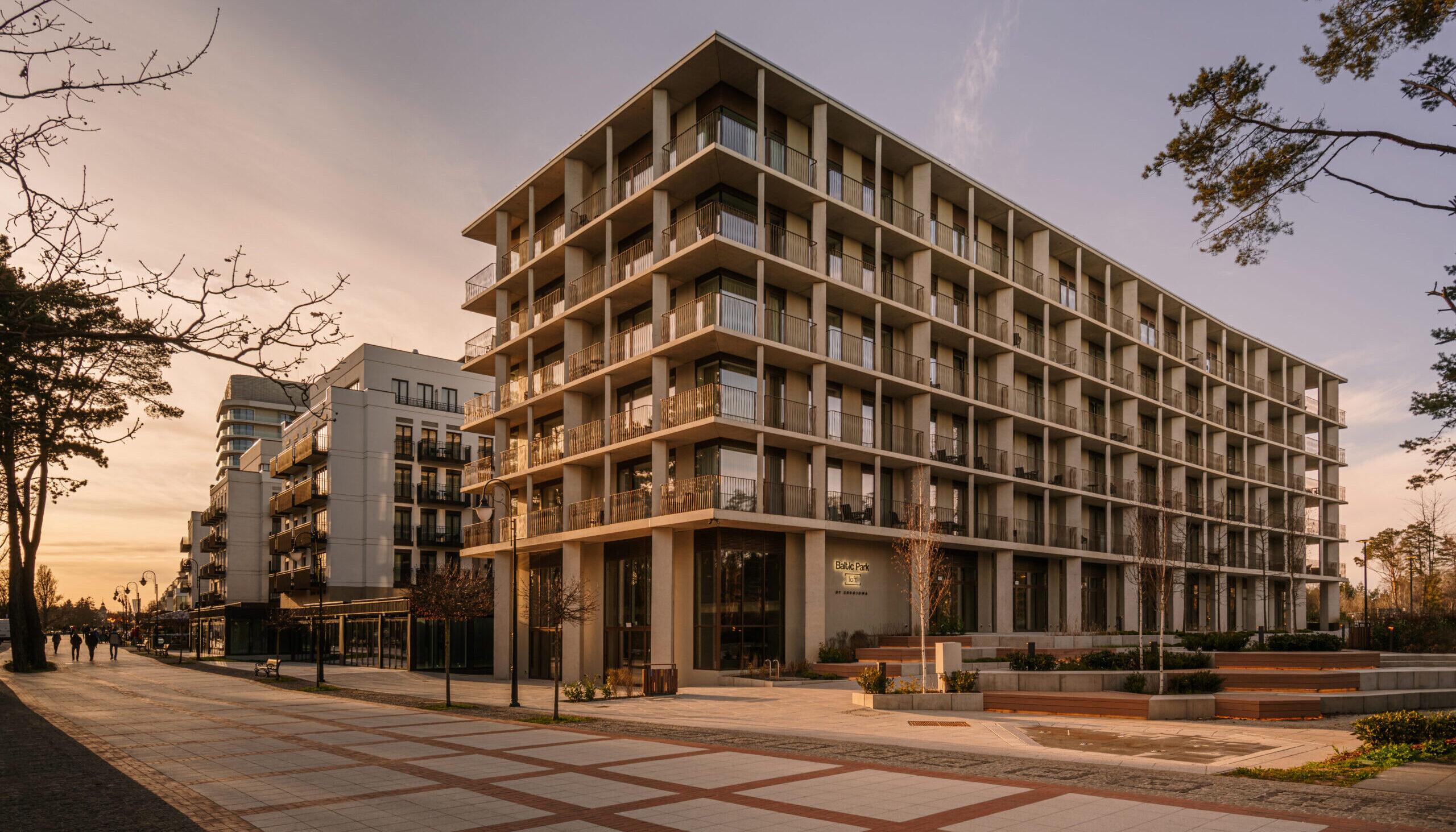 Baltic Park Loft - fasada budynku od strony promenady